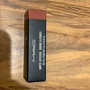 MAC Velvet Teddy Lipstick